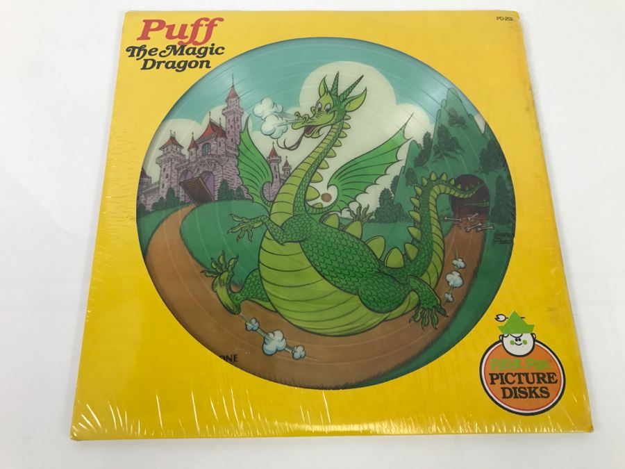Puff The Magic Dragon Peter Pan Picture Disks Vinyl Record PD-202 [Photo 1]