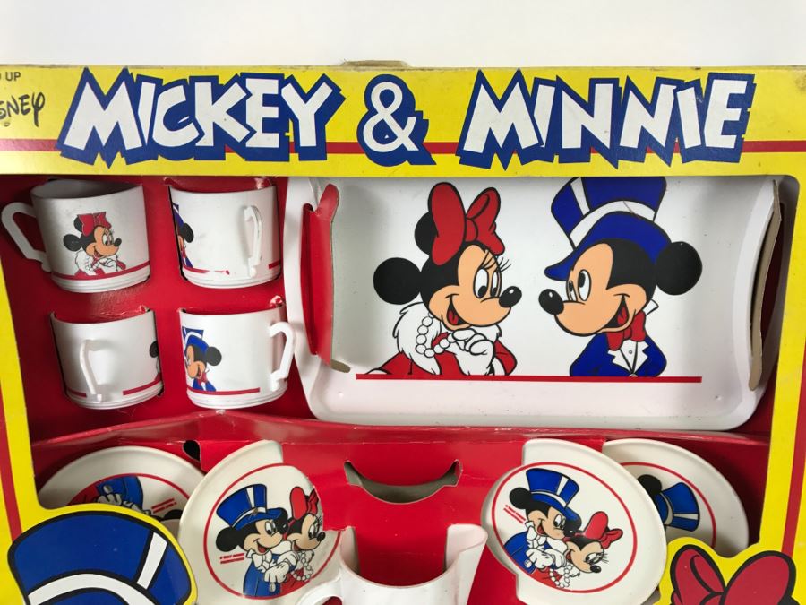 Walt Disney Mickey & Minnie Chunky Service For 4 Kid's Cups, Plates, Flatware In Damaged Box [Photo 3]