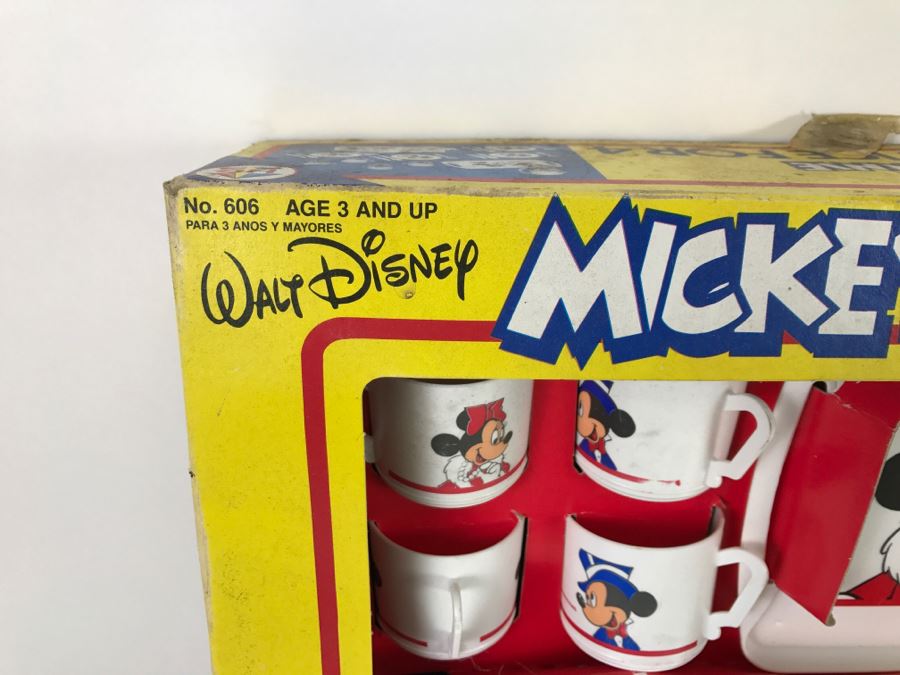 Walt Disney Mickey & Minnie Chunky Service For 4 Kid's Cups, Plates, Flatware In Damaged Box [Photo 2]