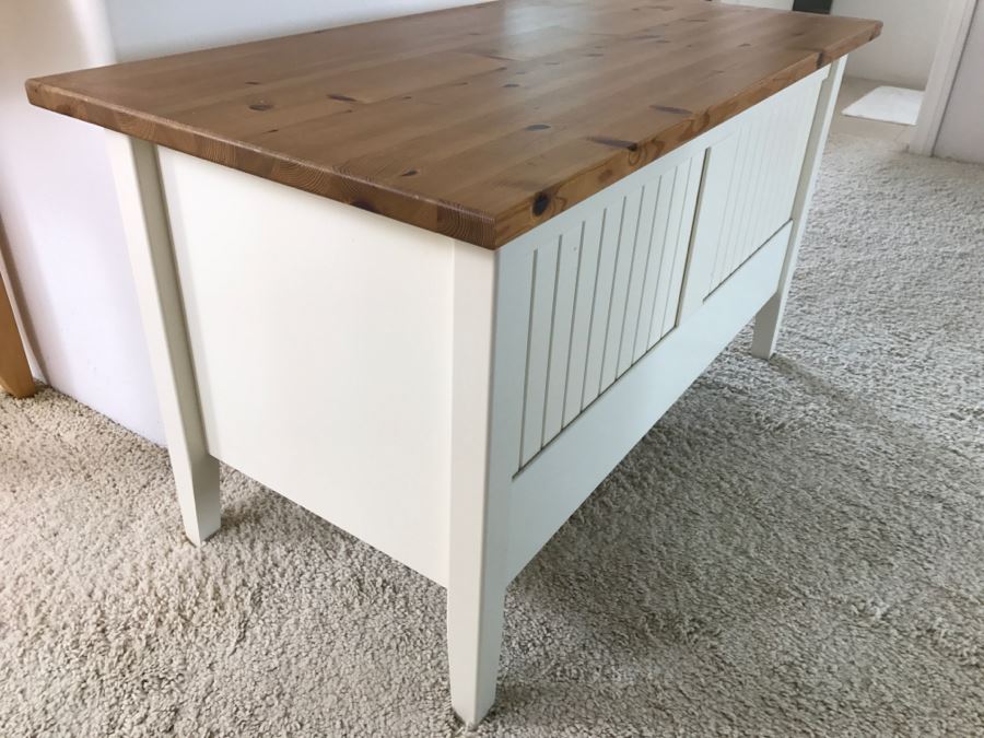 Pine Top Storage Cabinet Bench [Photo 6]