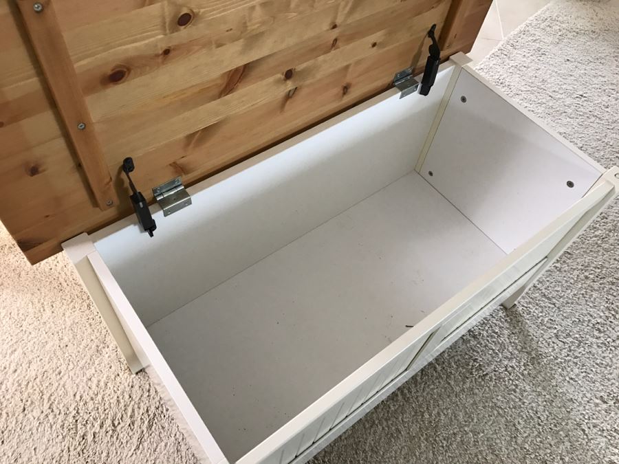 Pine Top Storage Cabinet Bench [Photo 4]