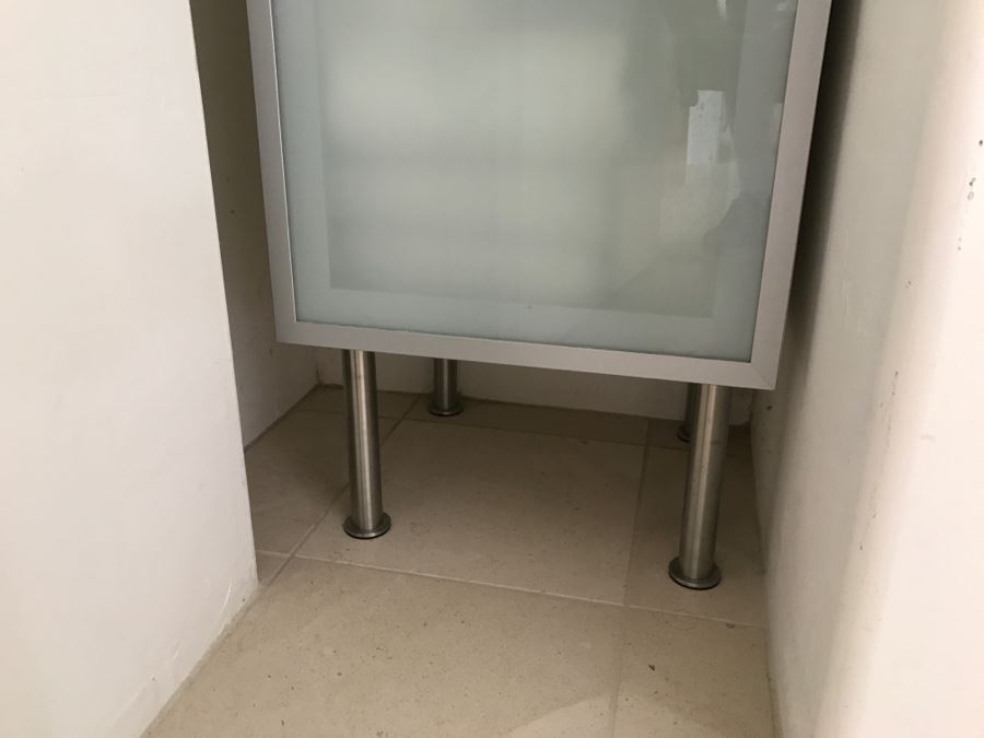 IKEA OMMEN Cabinet With Glass Front Made In Italy [Photo 3]