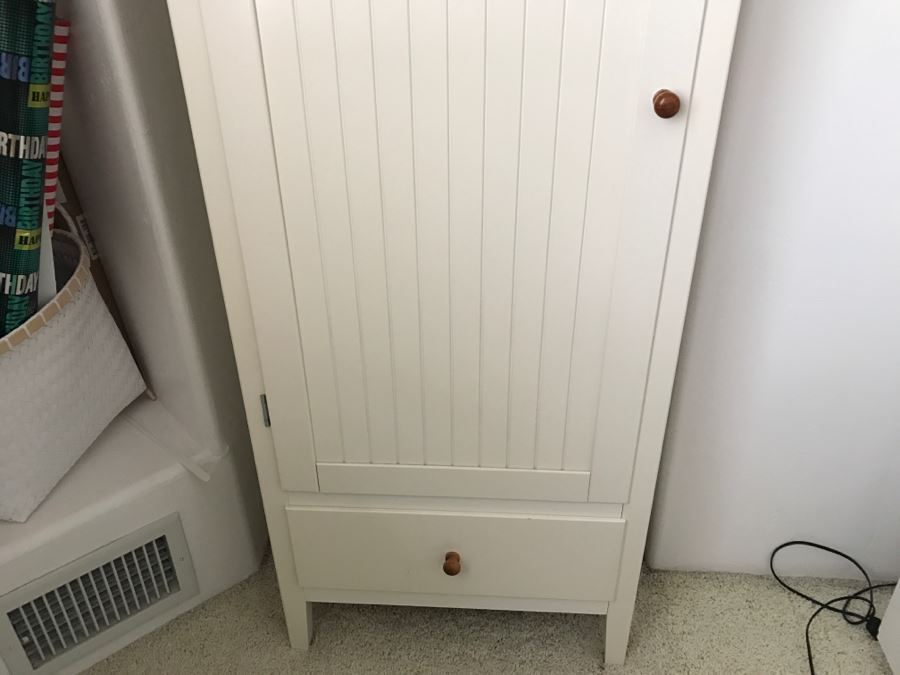 White Vertical Cabinet With Bottom Drawer And Shelving [Photo 3]