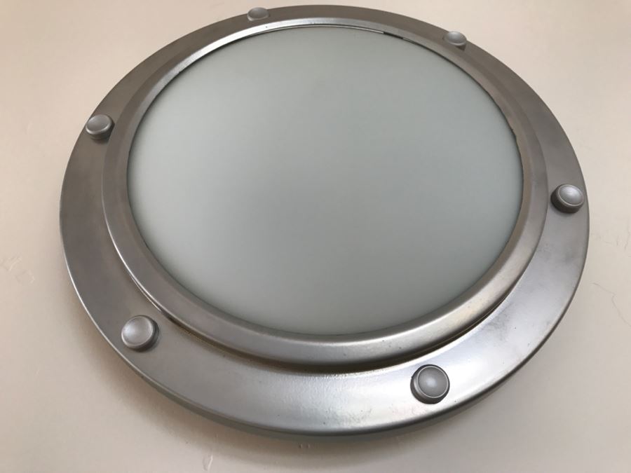 Pair Of Ship Porthole Light Fixtures [Photo 3]