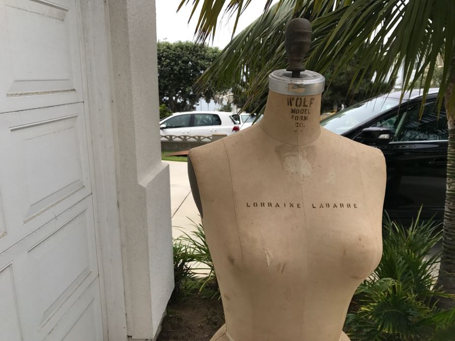 Vintage WOLF Model Form Co. NY Lorraine Labarre Collapsible Model 1964 7 Mannequin Dress Form [Photo 12]