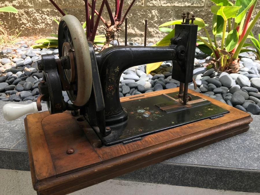 Antique Dietrich Vesta German Treadle Sewing Machine With Mother Of Pearl Inlay [Photo 17]