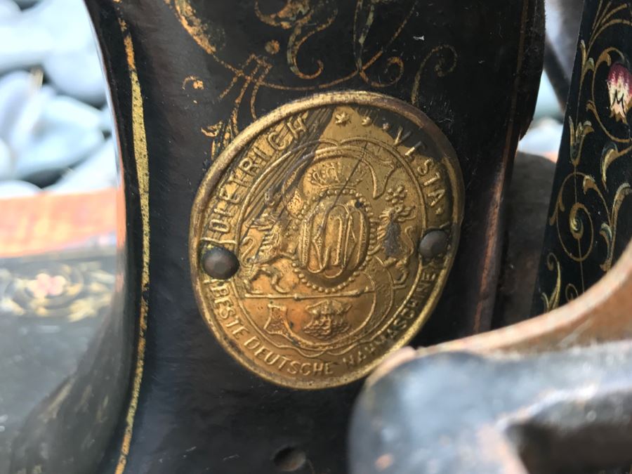 Antique Dietrich Vesta German Treadle Sewing Machine With Mother Of Pearl Inlay [Photo 7]