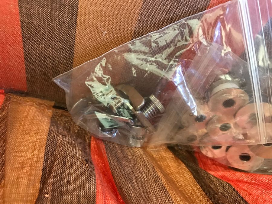 Vintage Metal Body VIKING Husqvarna Sweden Model 6030 With Case And Accessories [Photo 12]