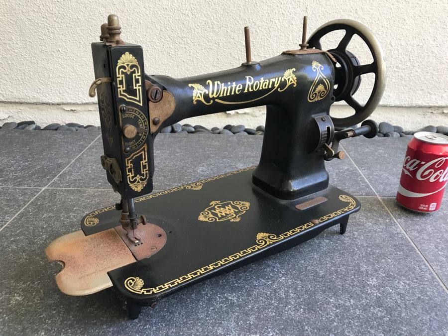 Vintage White Rotary Sewing Machine FR 3414596 [Photo 6]