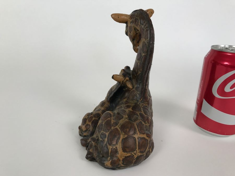 Mother Giraffe With Baby Figurine [Photo 6]