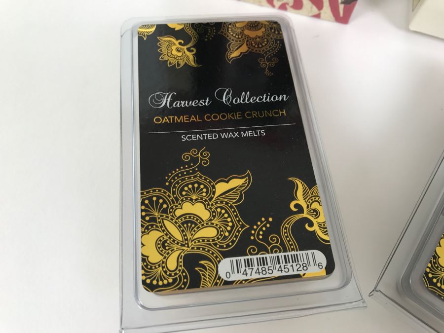 New Fragrance Candle And Scented Wax Cube Outlet Plug Lot [Photo 5]