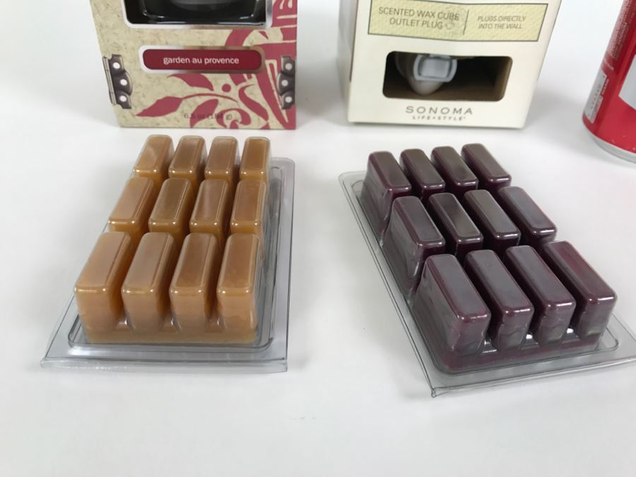 New Fragrance Candle And Scented Wax Cube Outlet Plug Lot [Photo 6]