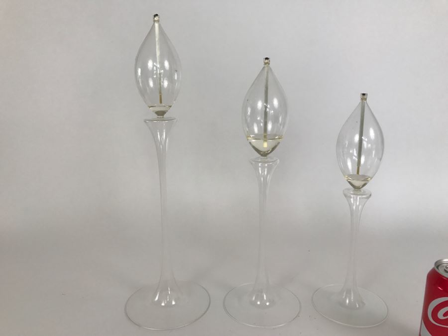 Set Of 4 Giraffe Motif Glasses With Set Of 3 Plastic Candle Lamps [Photo 4]