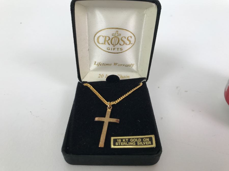 18K Gold On Sterling Silver Cross Pendant 20 Inch Chain Necklace [Photo 3]