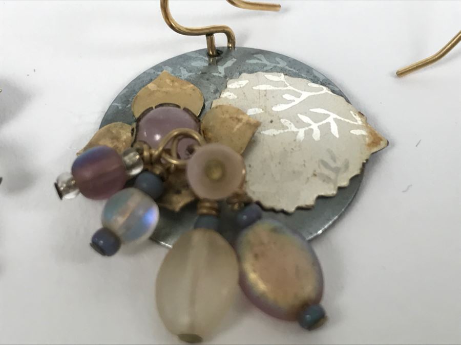 Pair Of Holly Yashi Pierced Earrings - Artistic Handcrafted Jewelry [Photo 5]