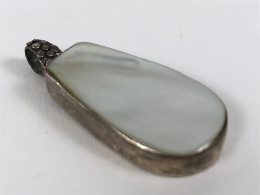 Sterling Silver Mother Of Pearl Pendant 9.7g [Photo 3]