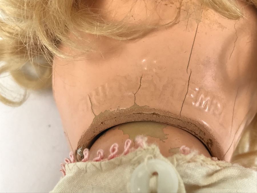 Vintage 1930's Shirley Temple Composition Doll - Leg Needs To Be Reattached [Photo 9]
