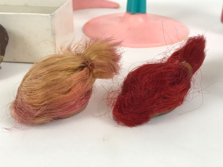 Vintage Mattel Barbie's Color 'N Curl Playset With Original Instuction Book [Photo 9]