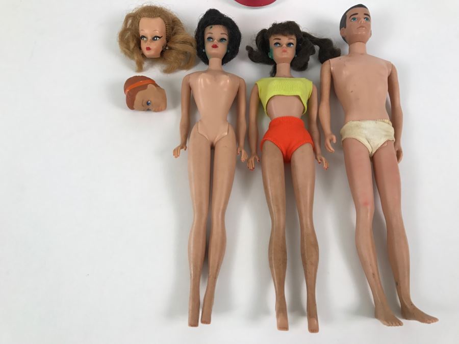 Vintage Ken Doll, Midge Doll, Barbie Doll With Extra Heads Mattel [Photo 1]