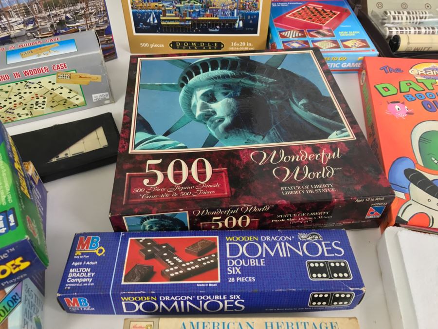 Game And Puzzle Lot [Photo 5]