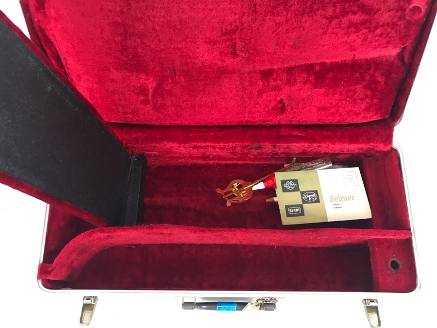 BUNDY H. & A. Selmer Brass Professional Trumpet Designed By Vincent Bach With Case Brass Instrument [Photo 18]