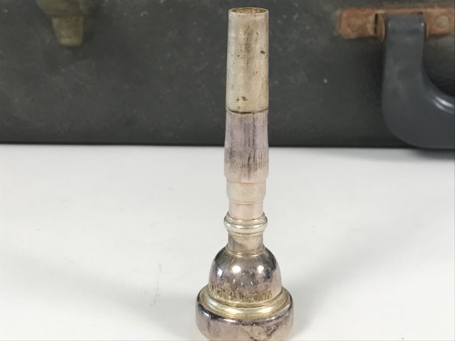 BUNDY H. & A. Selmer Brass Professional Trumpet Designed By Vincent Bach With Case Brass Instrument [Photo 13]