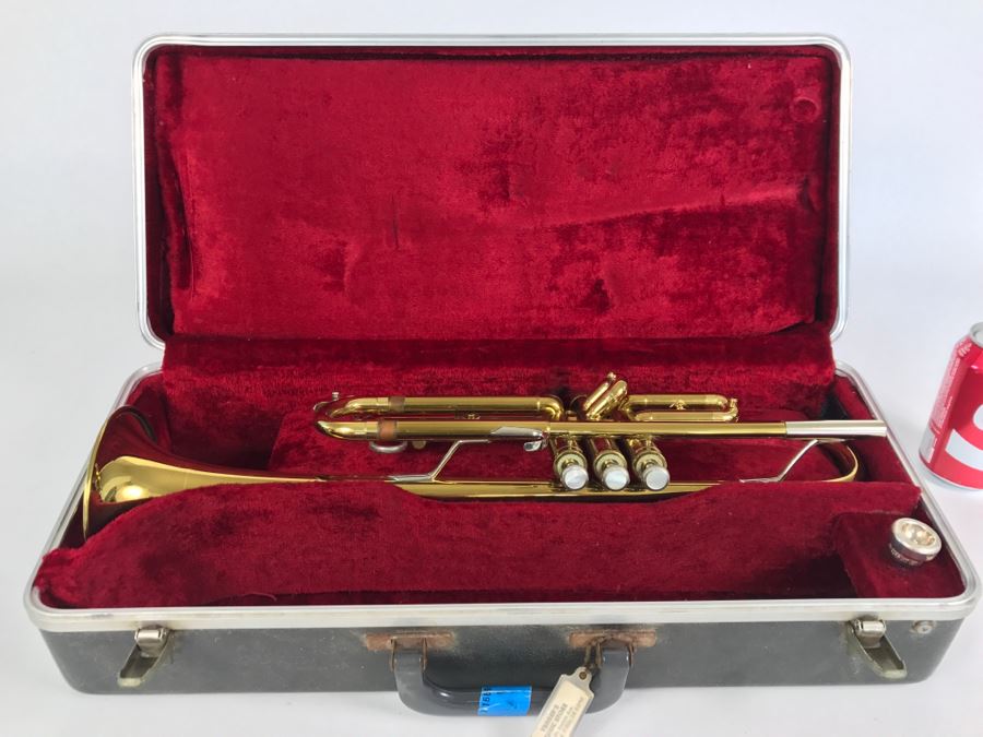 BUNDY H. & A. Selmer Brass Professional Trumpet Designed By Vincent Bach With Case Brass Instrument [Photo 5]