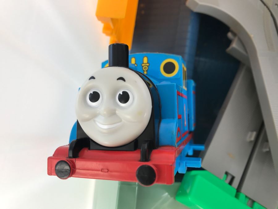 Thomas The Train Big Big Loader Train Set [Photo 4]