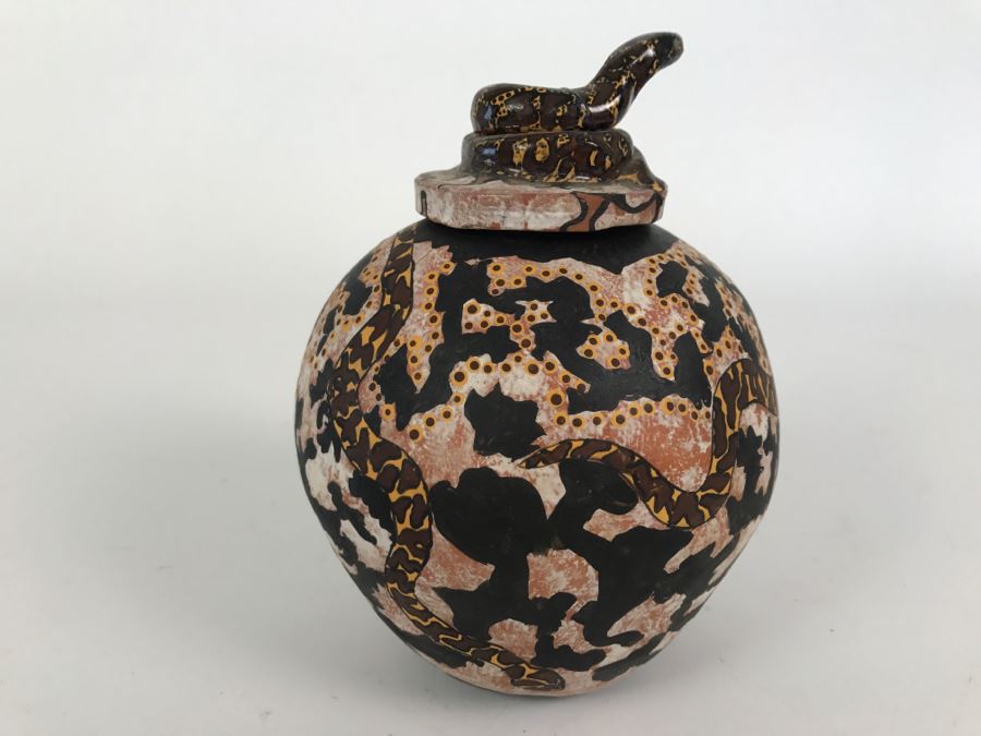 Hermannsburg Potters Hand Crafted And Painted Art Pottery By Aranda People From Central Australia Featuring Snake On Lid By Kay Tucker [Photo 8]