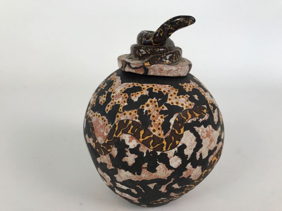 Hermannsburg Potters Hand Crafted And Painted Art Pottery By Aranda People From Central Australia Featuring Snake On Lid By Kay Tucker [Photo 9]
