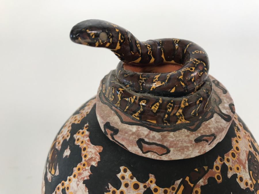 Hermannsburg Potters Hand Crafted And Painted Art Pottery By Aranda People From Central Australia Featuring Snake On Lid By Kay Tucker [Photo 5]