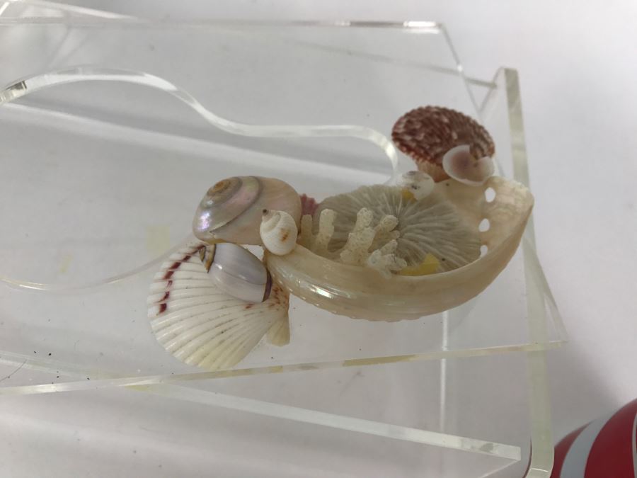 Craft Book, Lucite Tissue Box And Polynesian Stylized Bag [Photo 7]