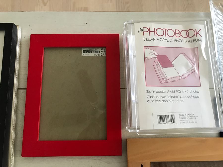 Large Picture Frame Lot - All Frames On Top Of Coffee Table [Photo 10]