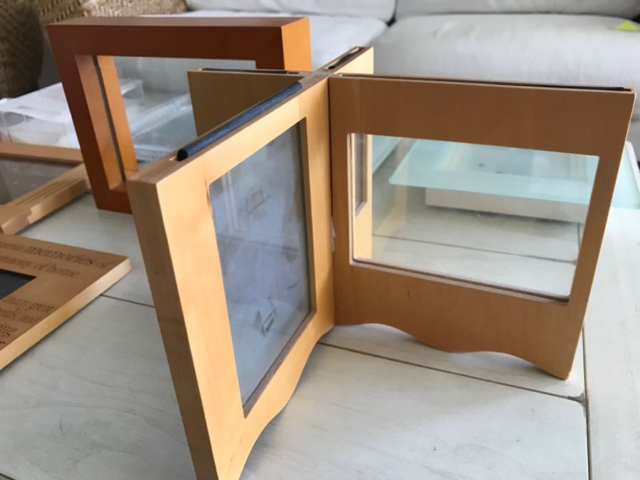 Large Picture Frame Lot - All Frames On Top Of Coffee Table [Photo 7]