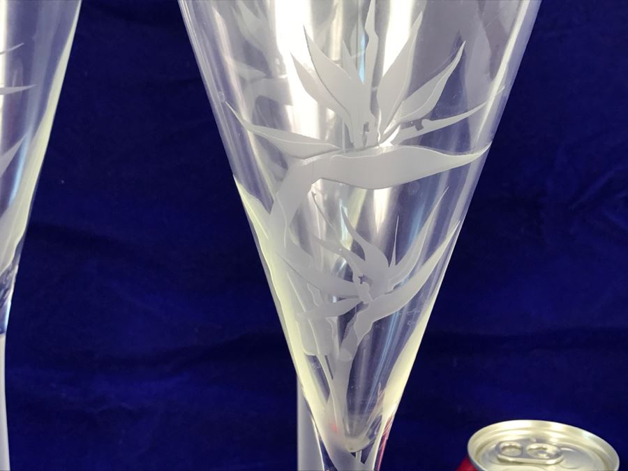 Set Of 4 Signed Perry Coyle Large Champagne Toast Crystal Stemmed Glasses Etched Bird Or Paradise [Photo 3]