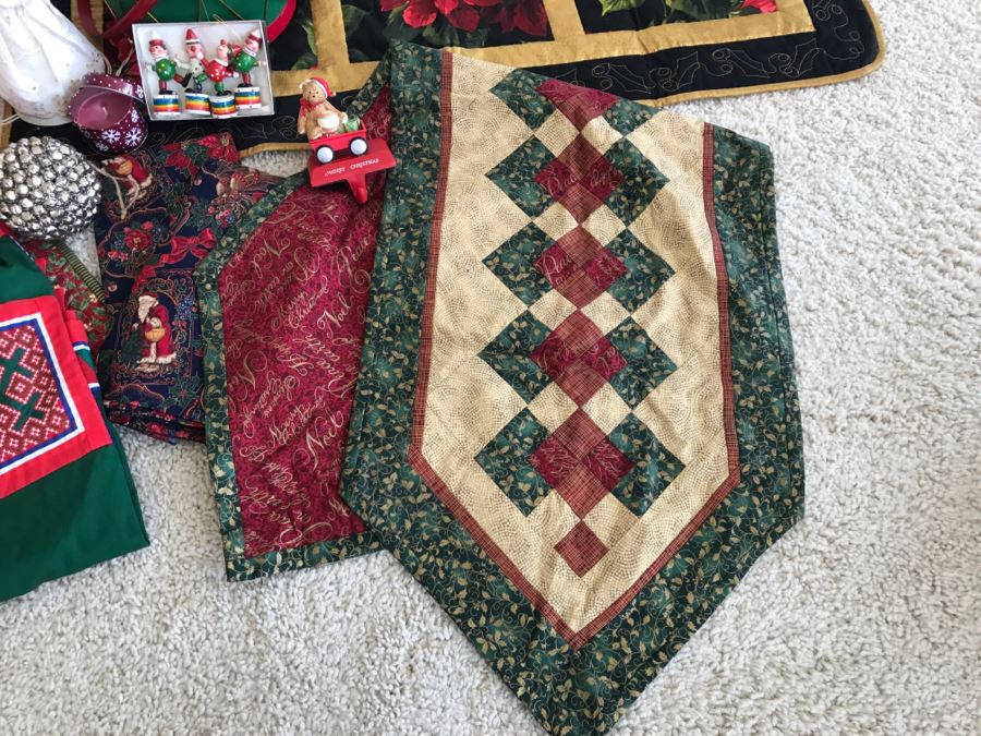 Christmas Decoration Lot [Photo 11]