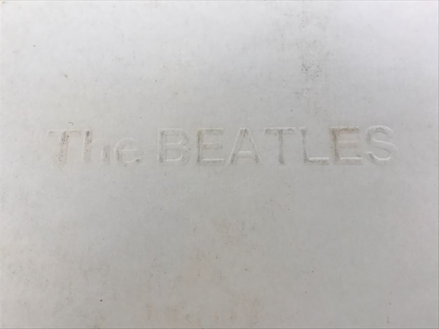 The Beatles - The Beatles (The White Album) - Vinyl Record Album - Apple Records With 4 Original Beatles Posters Embossed S/N 3273 7 Original Owner Purchased In Australia [Photo 2]
