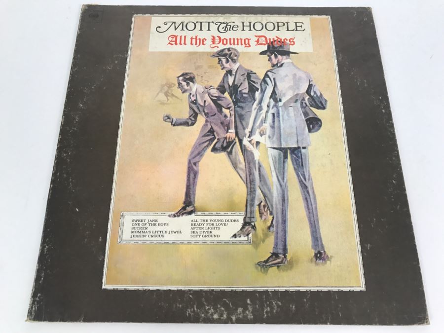 Mott The Hoople - All The Young Dudes - Vinyl Record Album - Columbia WKC 31750 [Photo 1]