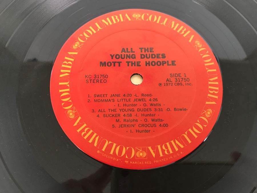 Mott The Hoople - All The Young Dudes - Vinyl Record Album - Columbia WKC 31750 [Photo 5]