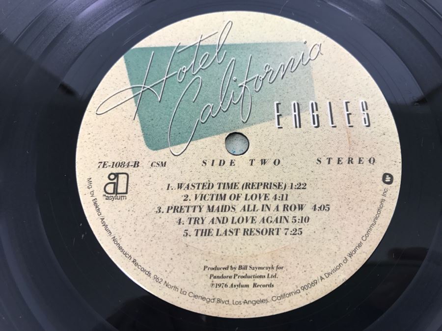 Eagles - Hotel California - Vinyl Record Album - Asylum Records 7E-1084 [Photo 10]
