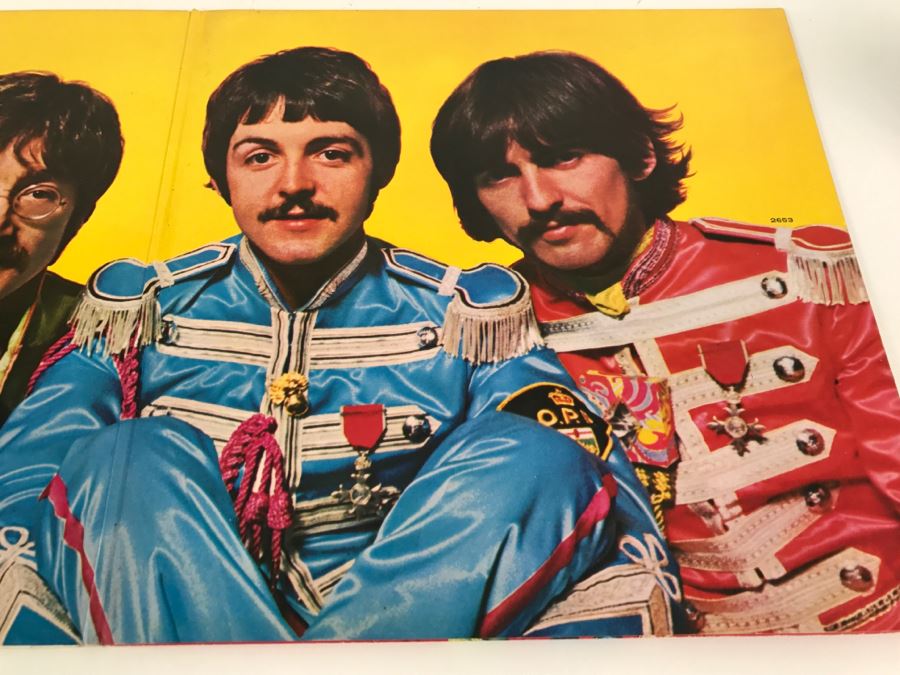 The Beatles - Sgt. Pepper's Lonely Hearts Club Band - Vinyl Record Album - Capitol Records SMAS 2653 [Photo 5]