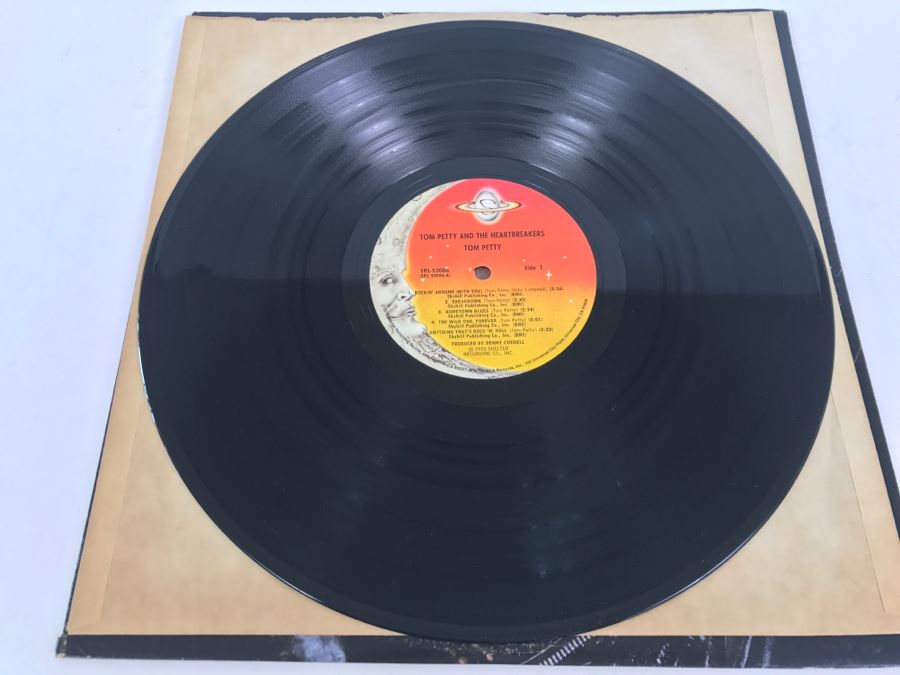 Tom Petty And The Heartbreakers - Tom Petty And The Heartbreakers - Vinyl Record Album - Shelter Recording Company Inc. SRL-52006 [Photo 3]