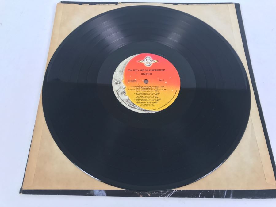 Tom Petty And The Heartbreakers - Tom Petty And The Heartbreakers - Vinyl Record Album - Shelter Recording Company Inc. SRL-52006 [Photo 5]