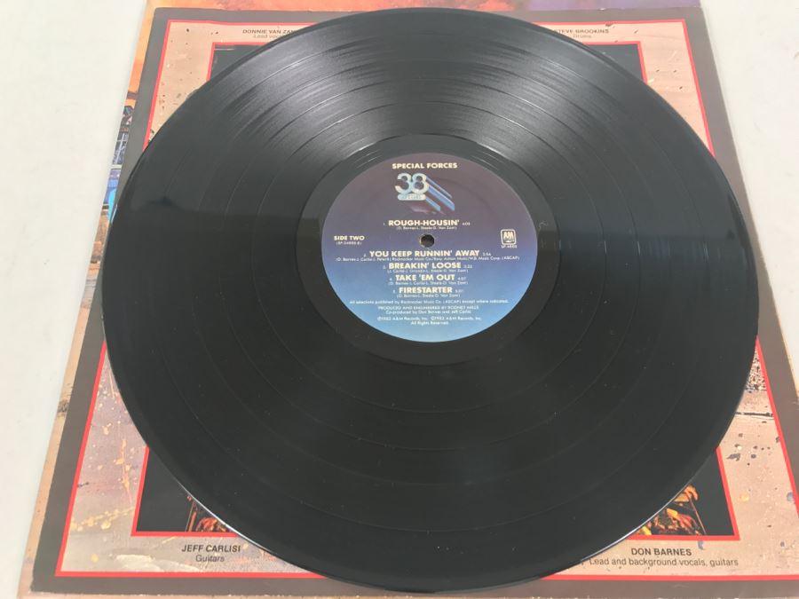 38 Special (2) - Special Forces - Vinyl Record Album - A&M Records SP - 4888 [Photo 7]
