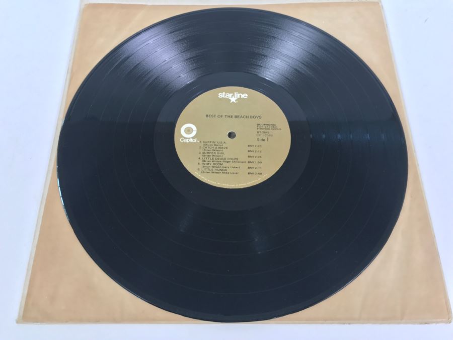 The Beach Boys - Best Of The Beach Boys - Vinyl Record Album - Capitol Records DT 2545 [Photo 3]