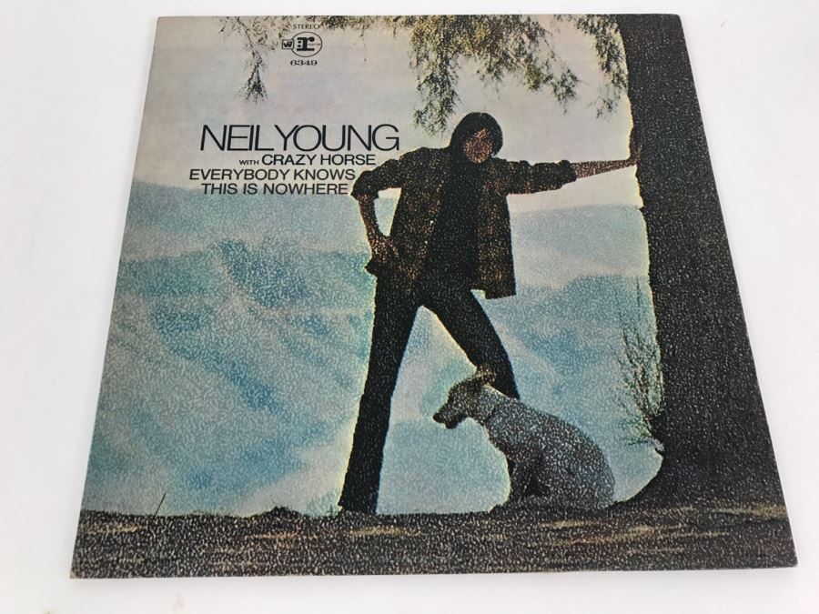 Neil Young & Crazy Horse - Everybody Knows This Is Nowhere - Vinyl Record Album - Reprise Records RS 6349 [Photo 1]