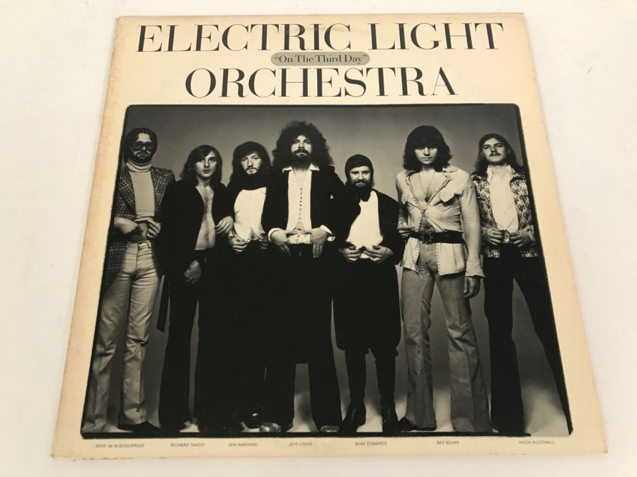 Electric Light Orchestra - On The Third Day - Vinyl Record Album - Jet Records JZ 35525 [Photo 1]