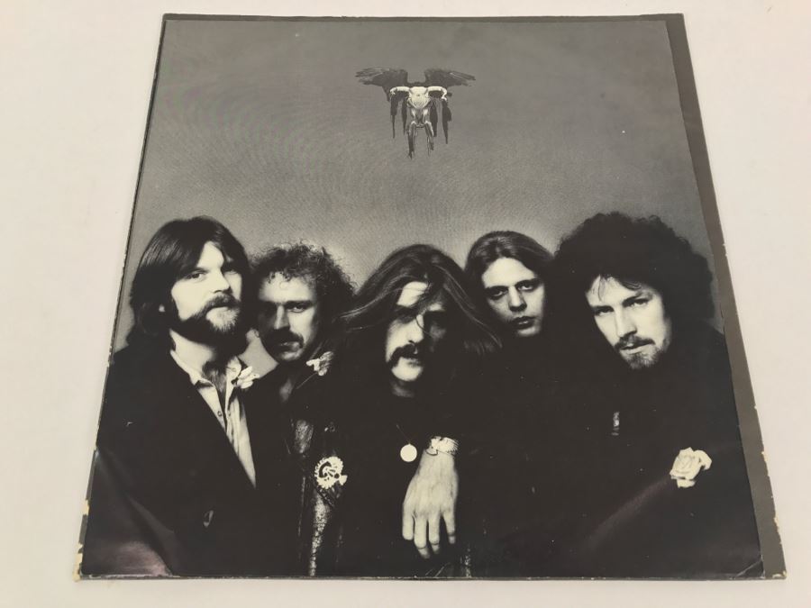 Eagles - One Of These Nights - Vinyl Record Album - Asylum Records 7E-1039 [Photo 4]