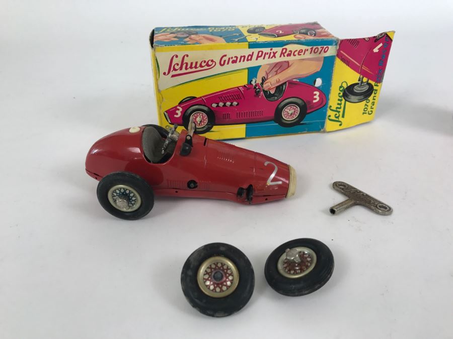 Schuco Grand Prix Racer 1070 Germany With Original Box And Manual - Front Wheel Axles Are Damaged