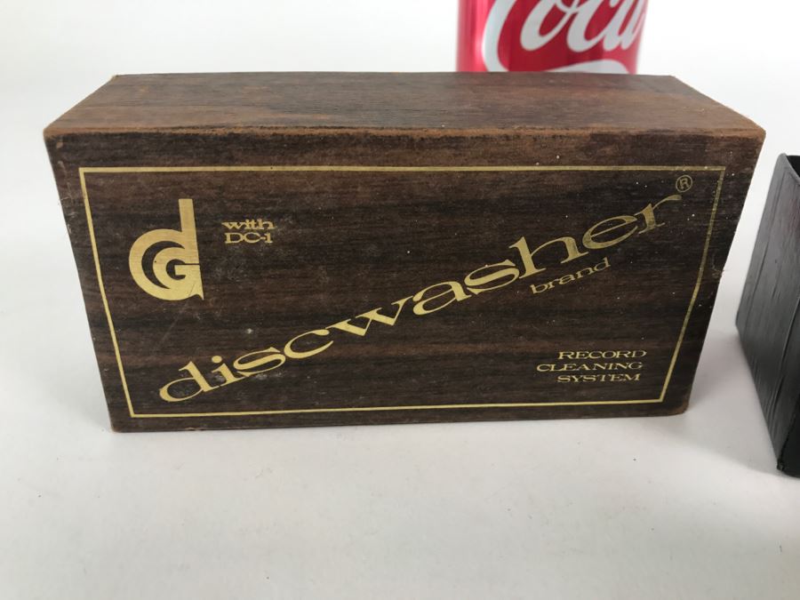Vintage Discwasher Brand Vinyl Record Cleaner Like New [Photo 3]